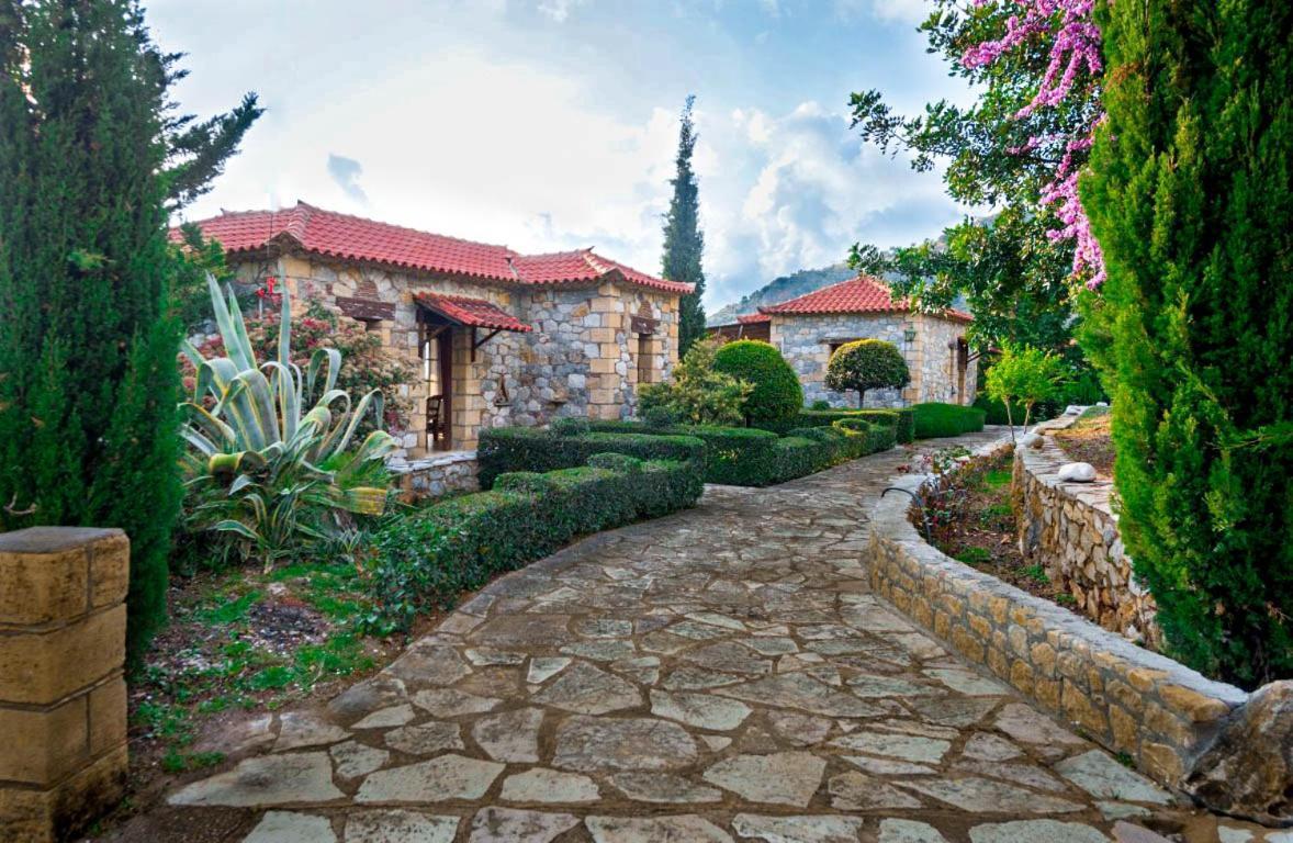 Porto Kalamitsi Stone-Built Bungalows Kardhamili Exterior foto