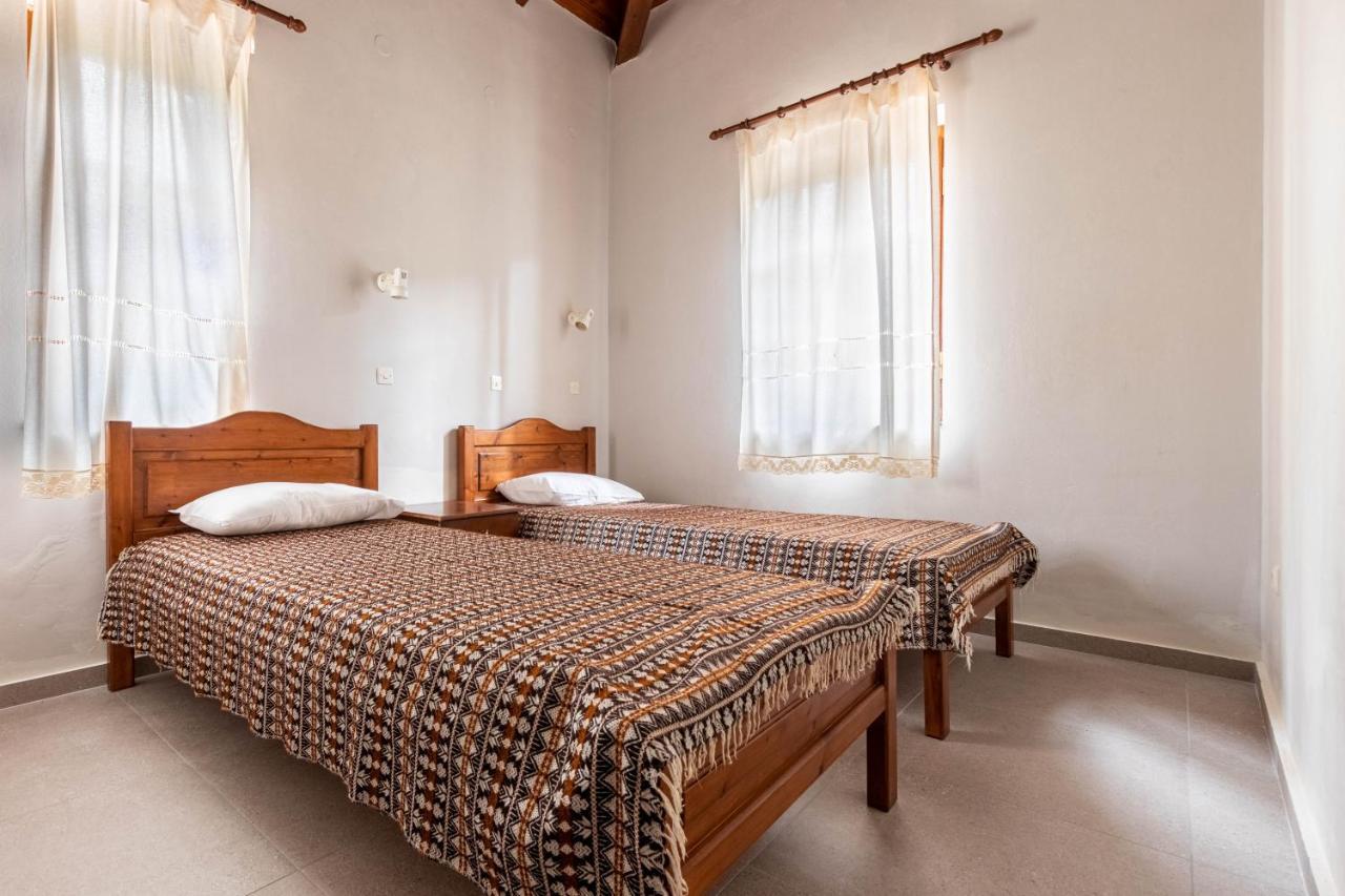 Porto Kalamitsi Stone-Built Bungalows Kardhamili Exterior foto