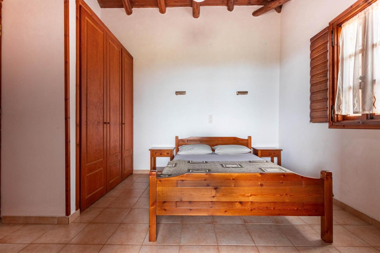 Porto Kalamitsi Stone-Built Bungalows Kardhamili Exterior foto